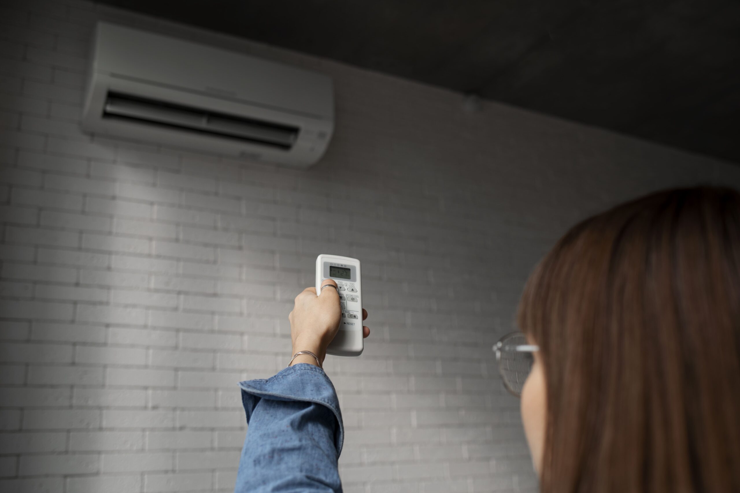 young-woman-using-home-technology-2-min